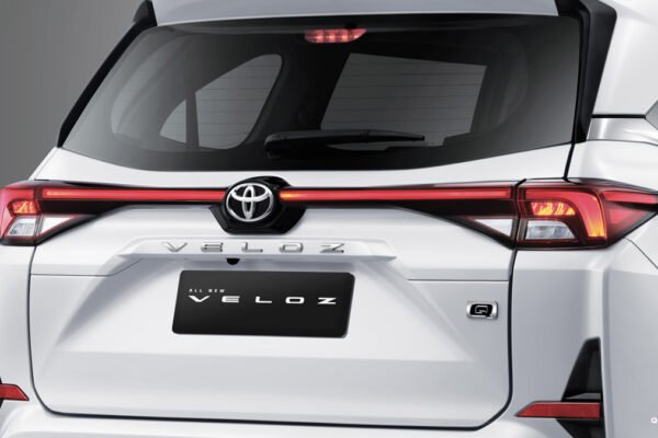 VELOZ