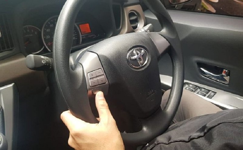Audio Steering Switch 
